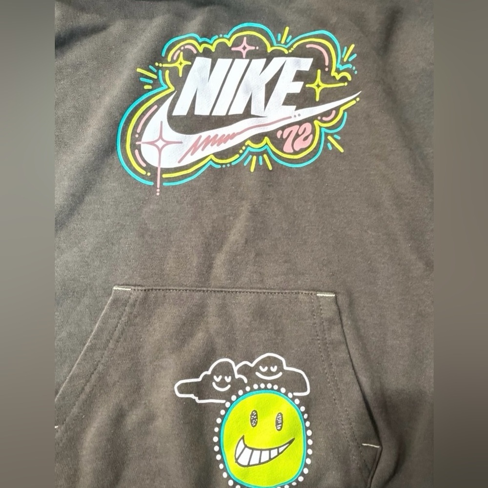 Nike Bundle with Hoodie, Joggers, and Tee. All Pre Loved - Picture 3 of 14